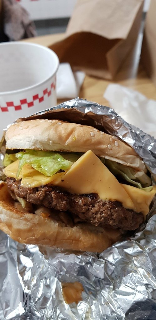 美國速食漢堡大亂鬥，In-N-Out、Shake Shack