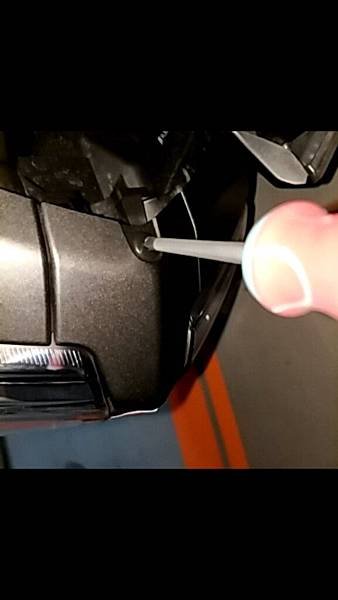 TMAX530拆解車頭大盾