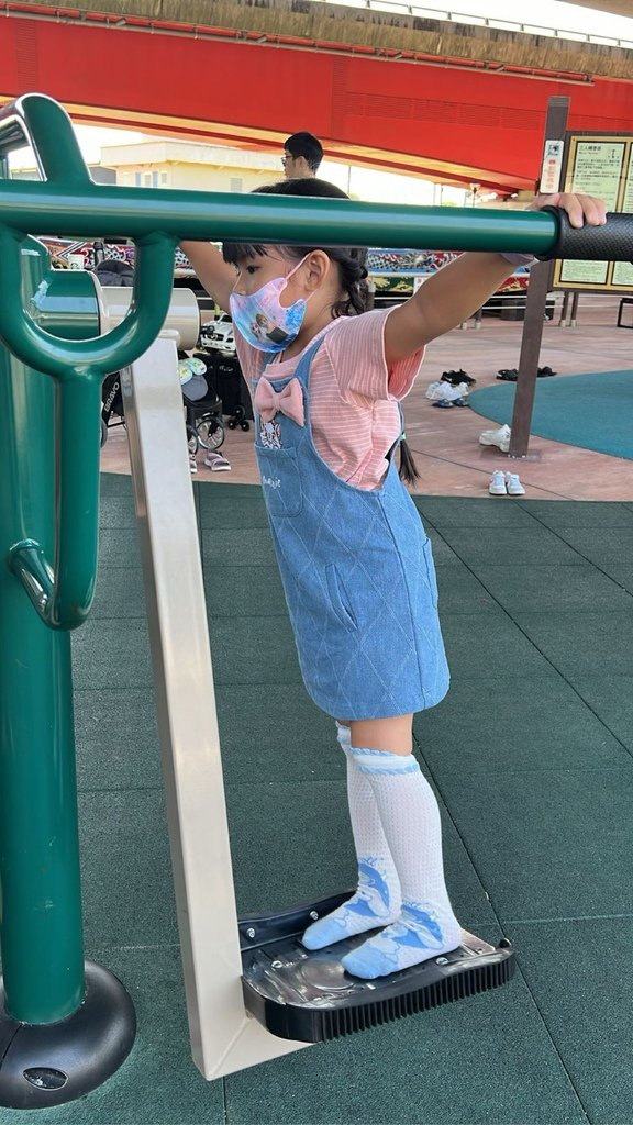 《宜蘭景點》宜蘭最酷親子公園！二龍之心公園，滑龍舟溜滑梯、玩