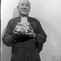 1948發薪8.jpg（但願這阿備的後代子孫有出人頭地，別再給『末代亡朝』騙得團團轉了！）