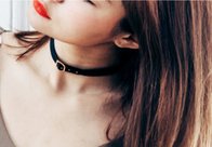 thegirlwho 那女孩 - 韓製。中性皮帶感的軟皮個性頸鍊（金色）NT$ 350