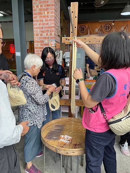 新北市政府 侯友宜市長、 劉和然、朱惕之、陳純敬副市長、邱敬