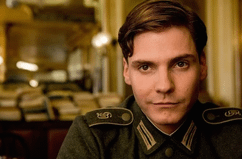 Daniel Brühl.png