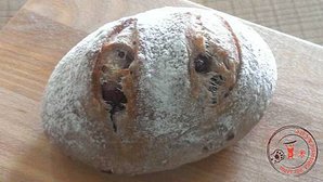 RedWineCranberryBread_LOGO.jpg