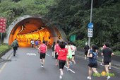 【主題賽事】-『2012 新北市萬金石國際馬拉松，向著細雨迷霧的海岸奔馳吧！』 (5)