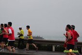 【主題賽事】-『2012 新北市萬金石國際馬拉松，向著細雨迷霧的海岸奔馳吧！』 (8)