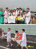 2012臺北國道馬拉松，充滿熱氣的柏油路 (14)