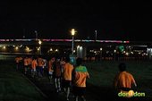 【主題賽事】-『2012PUMA螢光夜跑台北站，一場盛大的螢光party』  (10)