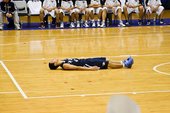 似乎是抽筋的連勇慶