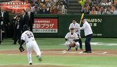 松井秀喜 & 長嶋茂雄 & 原辰德 & 安倍晉三擔任開球嘉賓