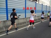 導演與小球