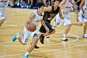 耀宗滿場跑很殺