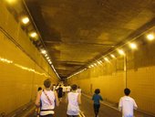 基隆路地下道