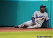 KUSO MLB 看圖說瞎話 #6 道奇 Juan Uribe