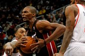 Bosh：難得今天只有我當家，不硬起來怎麼行！