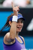 德國正妹選手 Julia Goerges 臉蛋佳 身材好 球技棒！