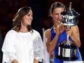 Victoria Azarenka & Martina Hingis