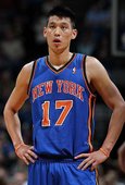 Jeremy Lin 林書豪 在這場比賽最後關頭的勝負之際頂住了壓力