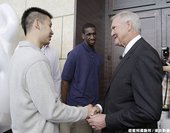 林書豪與傳奇球星Jerry West