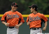 陳偉殷 & 和田毅