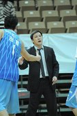 達欣黃萬隆今日首度執掌SBL兵符，率球隊以18分之差輕取台銀