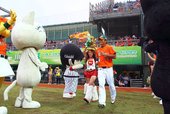 15 統一獅球員出場