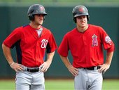 兩位潛力新秀同日被called up