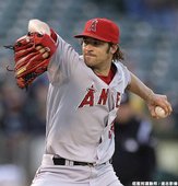 C.J. Wilson 主投8局無失分