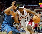 LeBron James --2006年 對巫師  季後賽第一次大三元