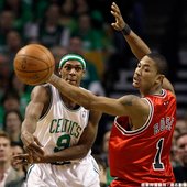 Rajon Rondo--2009 年 對公牛 首次季後賽大三元