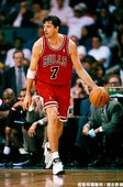 Toni Kukoc – 1995-1996 最佳第六人得主