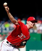 天才小史 Strasburg 單挑防禦率王 Beachy