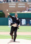 Magglio Ordonez 成了今日的開球嘉賓