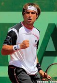 Ferrer 直落三擊敗 Granollers