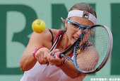 Kvitova 擊敗 Shvedova 晉四強