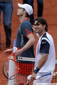 西班牙好手 Ferrer 淘汰英國希望 Murray  晉級四強