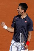 Djokovic 直落三淘汰 Federer  ，與 Nadal 爭奪法網冠軍