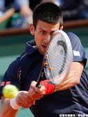 Djokovic 直落三淘汰 Federer  ，與 Nadal 爭奪法網冠軍