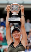 Sharapova 大豐收，搶下后座 奪回球后