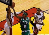 Rajon Rondo--2012 年 對熱火  綠衫軍二代三巨頭最終戰？