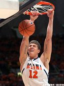 中鋒--3.Meyers Leonard--伊利諾大學（Illinois），大二（7呎1，250磅）