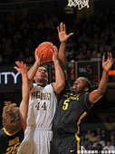 小前鋒--6.Jeff Taylor--范德堡大學（Vanderbilt），大四（6呎7，213磅）