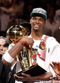 Bosh 也如願以償拿下首冠