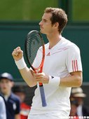 Murray 以 3 比 1 擊退 Karlovic