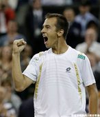 Rosol 爆冷擊敗第二種子 Nadal