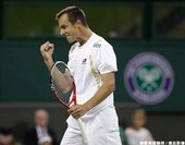 Rosol 爆冷擊敗第二種子 Nadal
