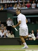 Federer 先輸掉兩盤再上演大逆轉淘汰 Benneteau