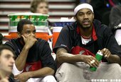 1995 T-- Rasheed Wallace (4)  Damon Stoudamire (7)