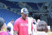 Dennis Rodman 也到場了