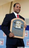 Barry Larkin 以86.4%的得票率獲得入選資格